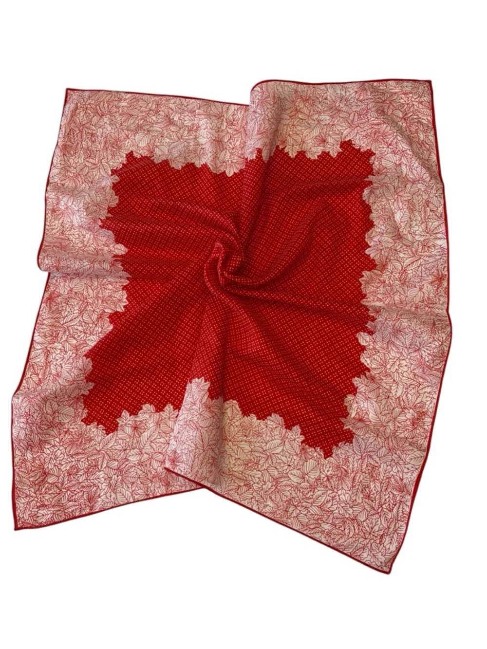 Red Square‎ Polyester Scarf 26